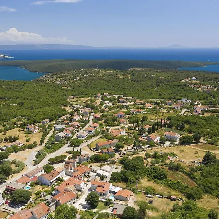 Beautifull With Private Pool Vakantiehuis Krnica