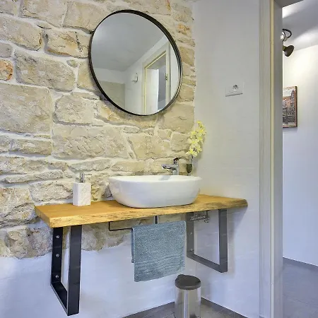 Beautifull With Private Pool Feriehus