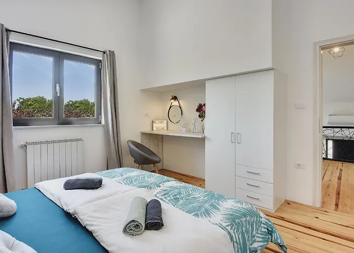 Beautifull With Private Pool Vakantiehuis Krnica