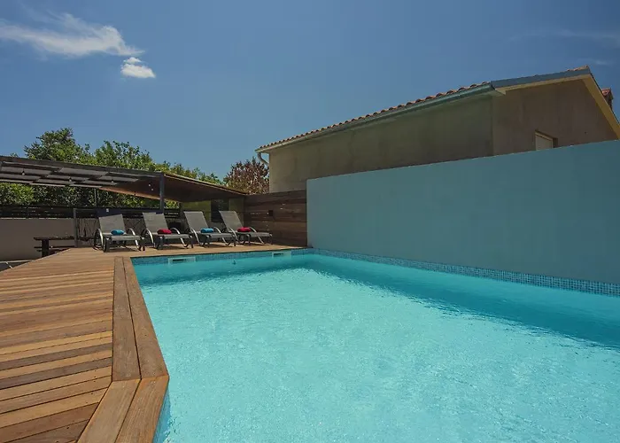 Beautifull With Private Pool * Krnica